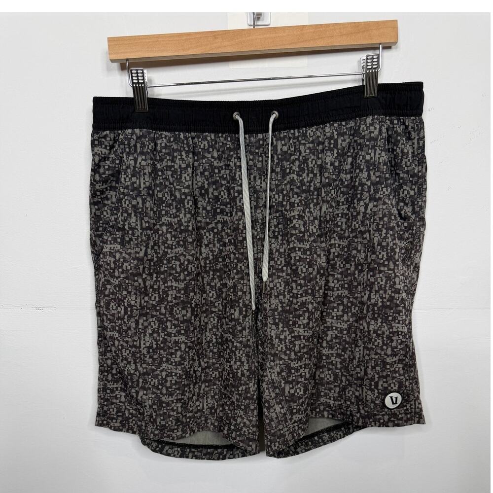 Vuori Men's Kore Short / Size-XL